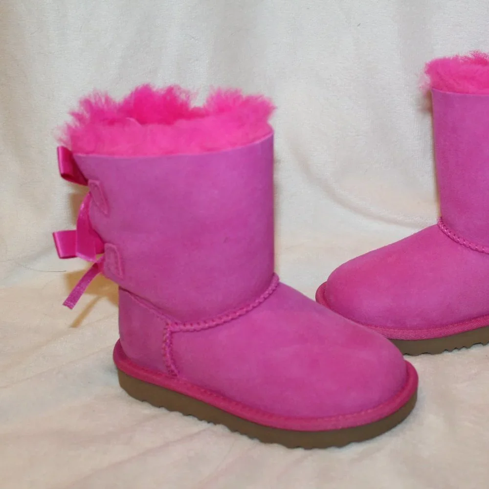 NIB UGG TODDLER BAILEY BOW‎ II WATER RESISTANT SUEDE SHEARLING BOOTS PINK